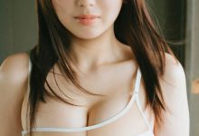 沢口愛華の写真集 清純な輝きと大人の魅力が共存する 『innocent white』-美图岛