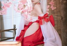 阿半今天很开心 – 可畏巫女-美图岛